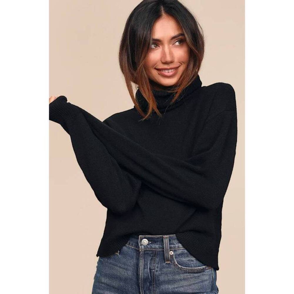NWT! Lulus Amazing Memories Black Turtleneck Sweater - Size S